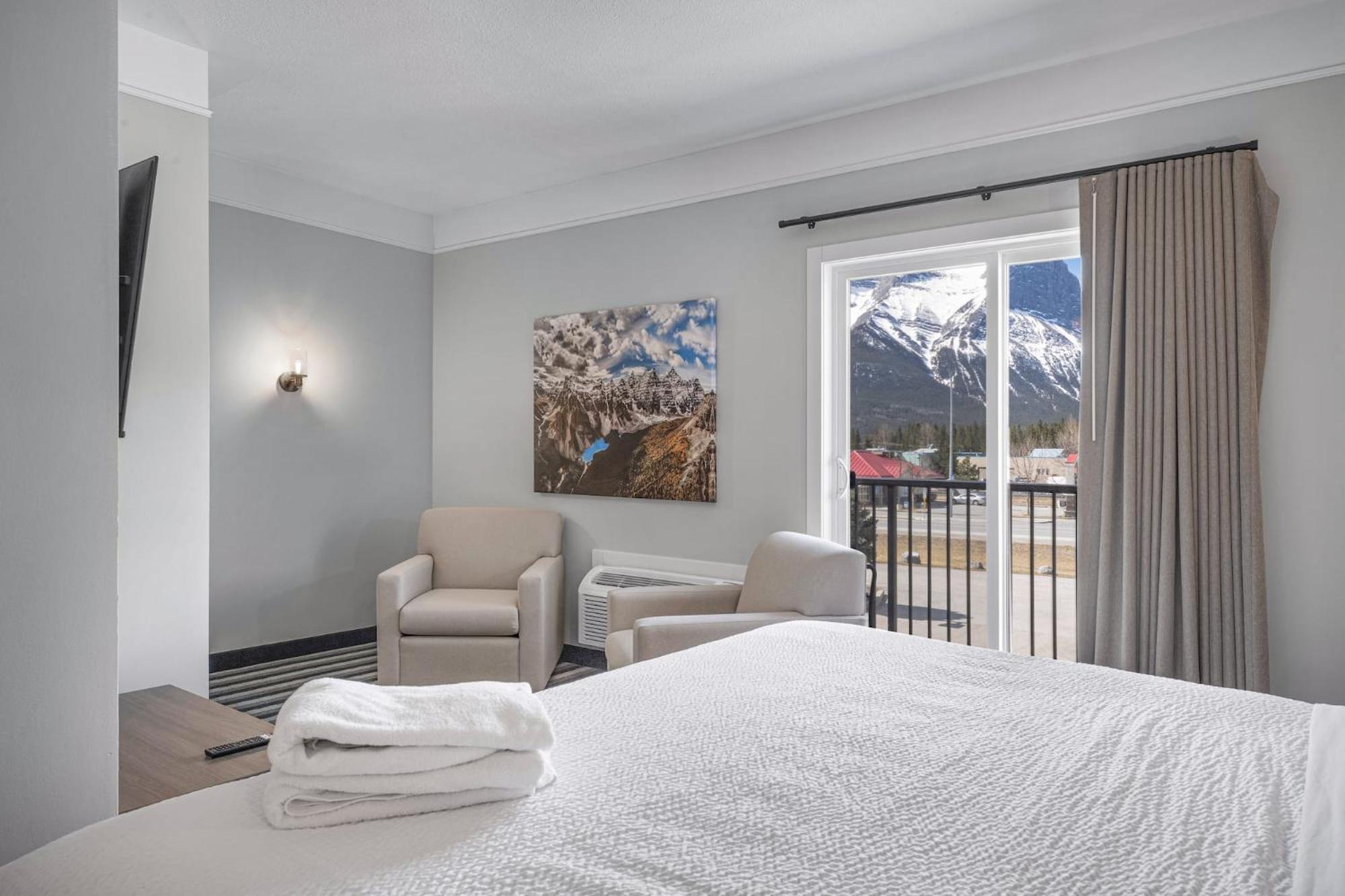 Hotel Northwinds By Basecamp Canmore Exterior foto
