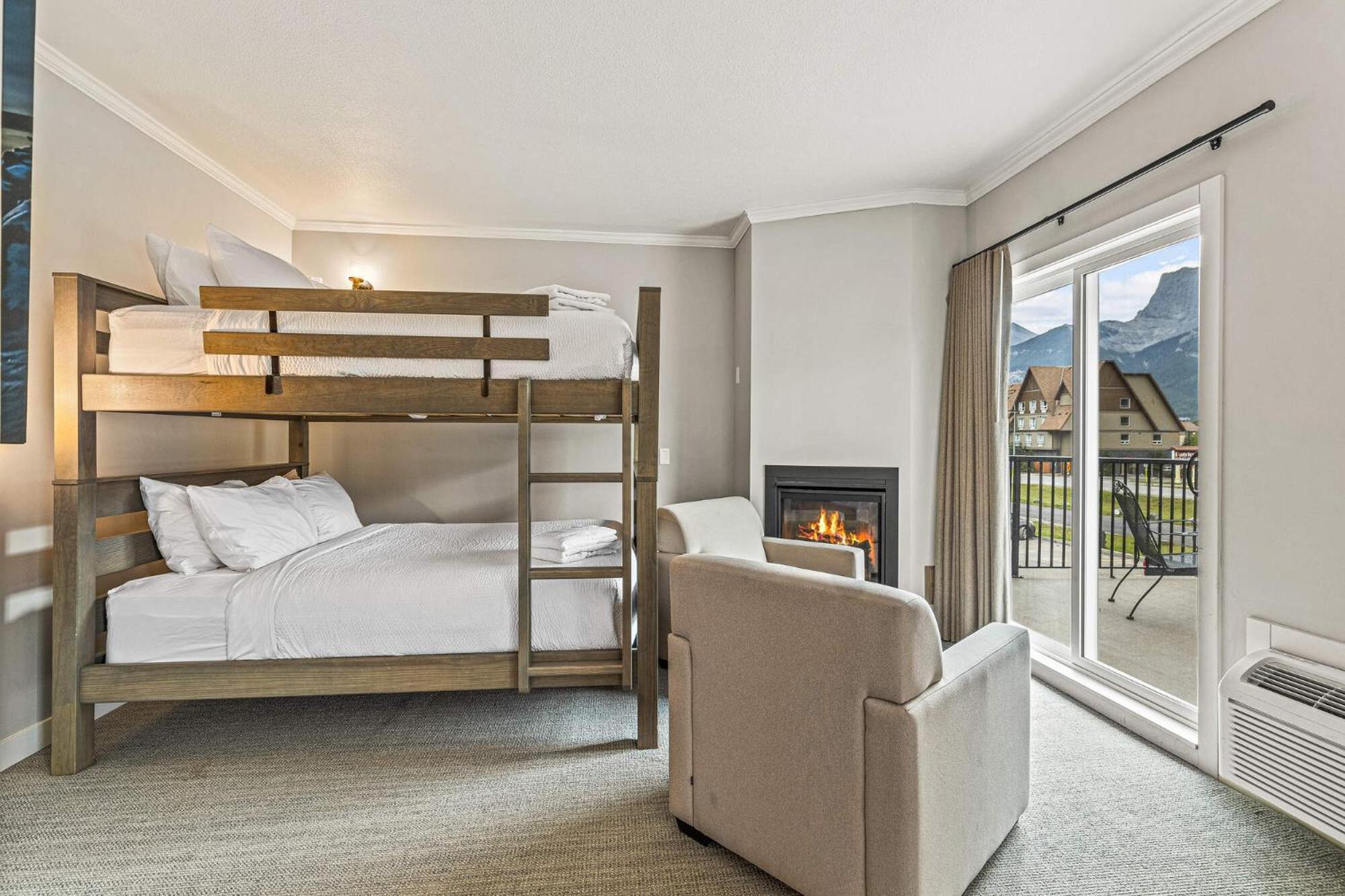Hotel Northwinds By Basecamp Canmore Exterior foto